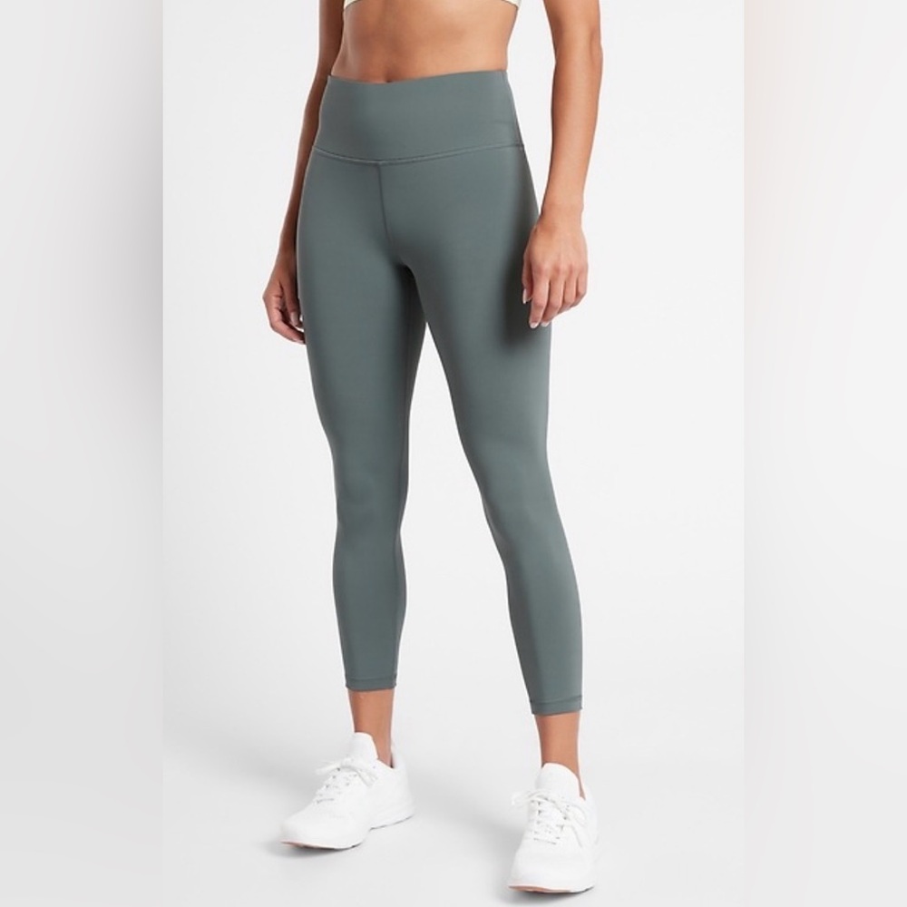 Athleta Elation Train 7/8 Tight